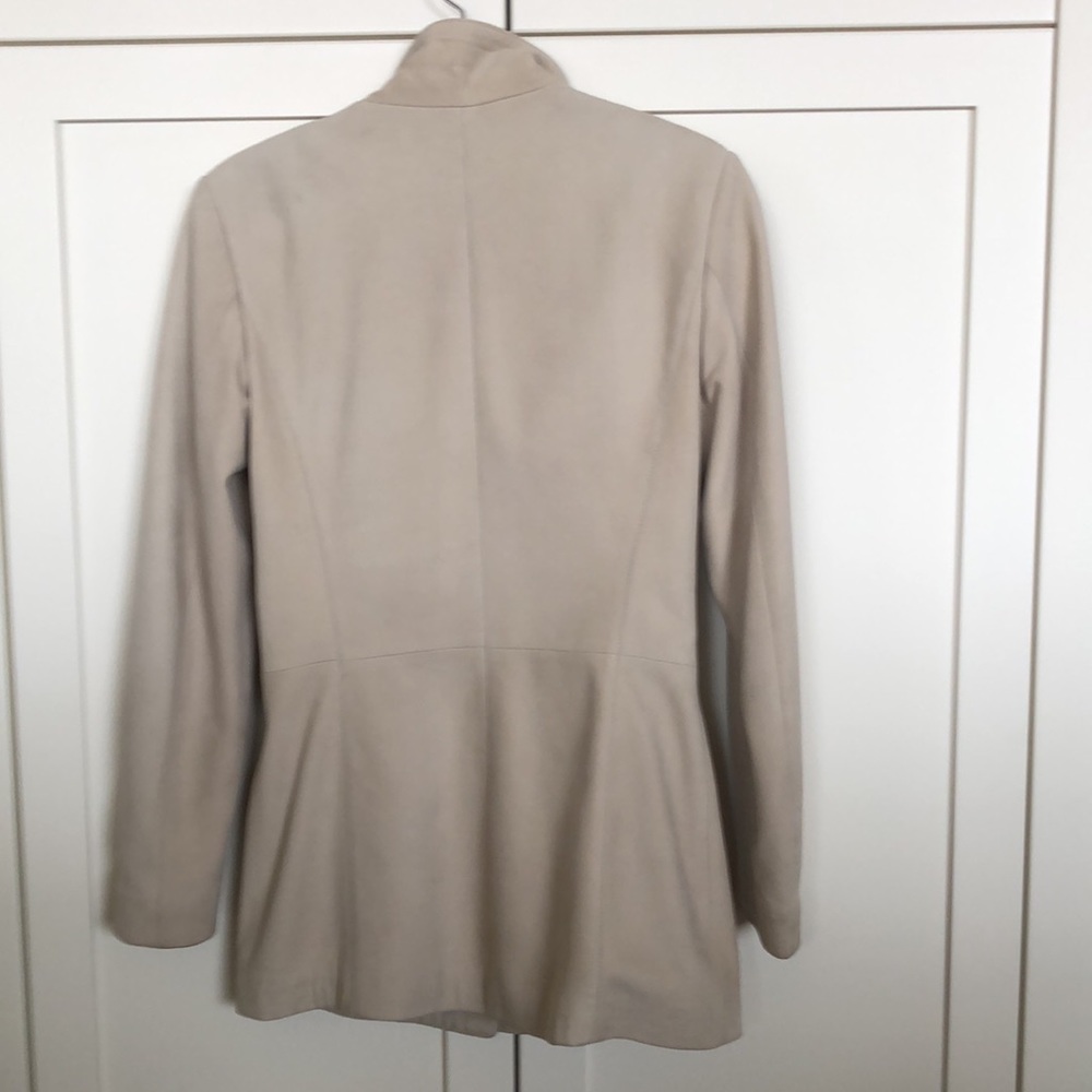 Ladies leather jacket - Picture 3 of 5